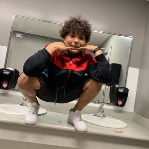 Meet your Posher, Jayson